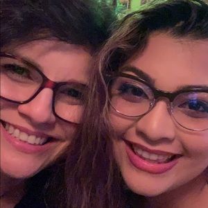 Meet your Posher, Carina